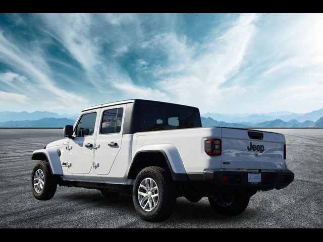 2023 Jeep Gladiator Sport S