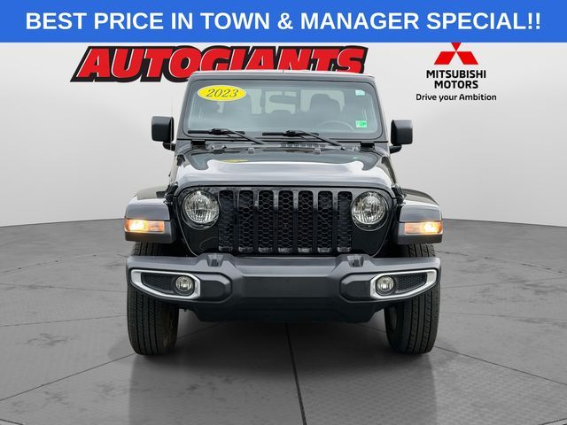 2023 Jeep Gladiator Sport S