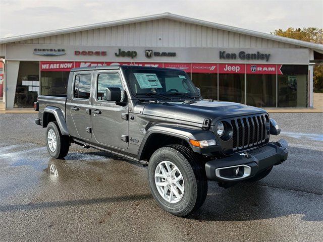 2023 Jeep Gladiator Sport S