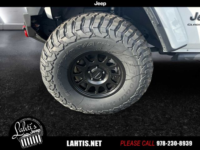 2023 Jeep Gladiator Sport S