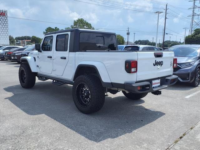 2023 Jeep Gladiator Willys