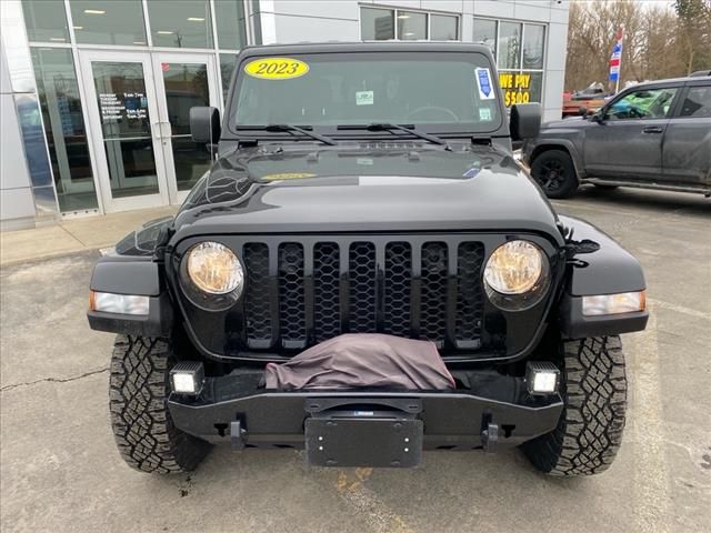 2023 Jeep Gladiator Willys