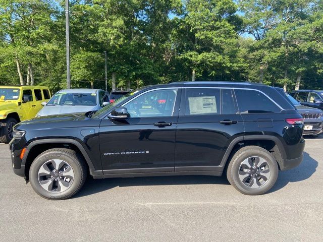 2023 Jeep Grand Cherokee 4xe Base