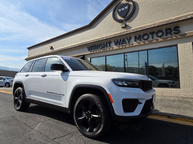 2023 Jeep Grand Cherokee Altitude