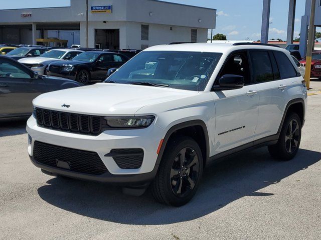 2023 Jeep Grand Cherokee Altitude