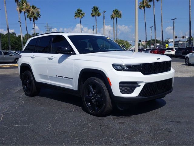 2023 Jeep Grand Cherokee Altitude