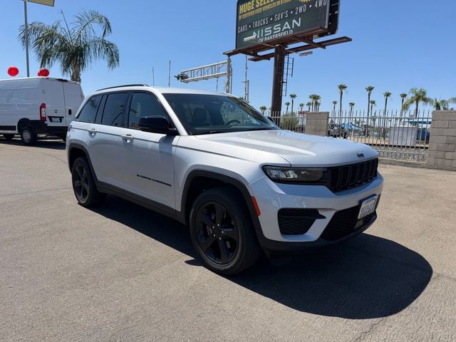 2023 Jeep Grand Cherokee Altitude
