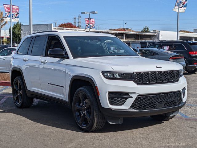 2023 Jeep Grand Cherokee Altitude