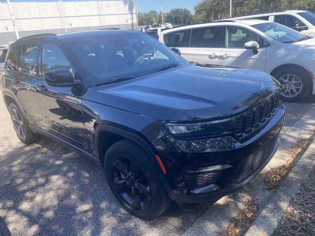 2023 Jeep Grand Cherokee Altitude