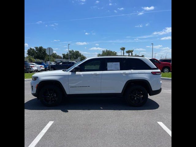 2023 Jeep Grand Cherokee Altitude