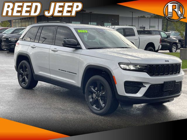 2023 Jeep Grand Cherokee Altitude