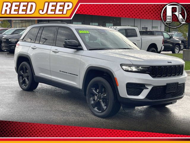 2023 Jeep Grand Cherokee Altitude