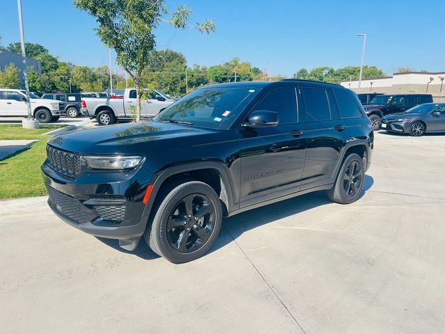 2023 Jeep Grand Cherokee Altitude