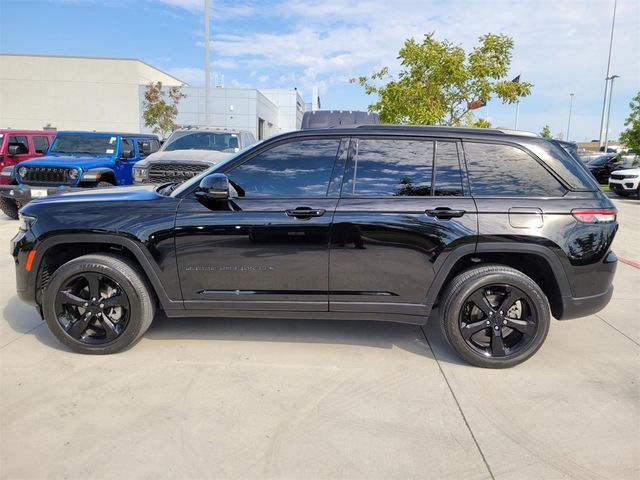 2023 Jeep Grand Cherokee Altitude