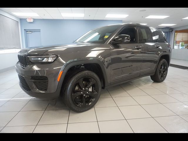 2023 Jeep Grand Cherokee Altitude