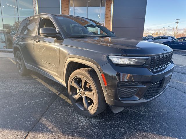 2023 Jeep Grand Cherokee Altitude