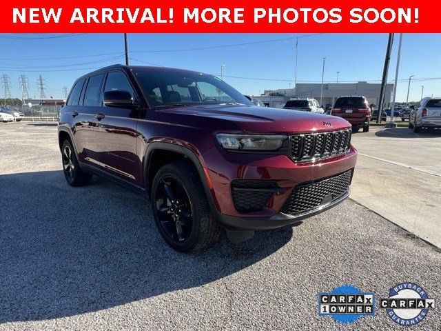 2023 Jeep Grand Cherokee Altitude