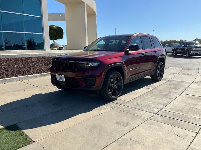 2023 Jeep Grand Cherokee Altitude