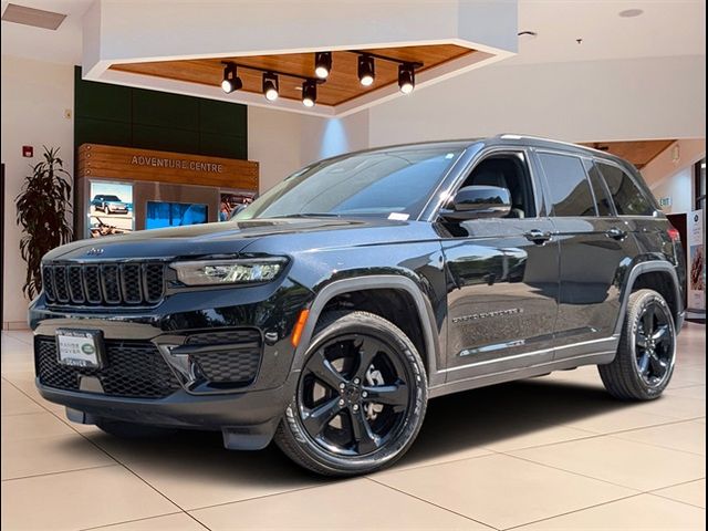 2023 Jeep Grand Cherokee Altitude