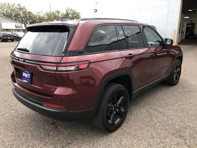 2023 Jeep Grand Cherokee Altitude