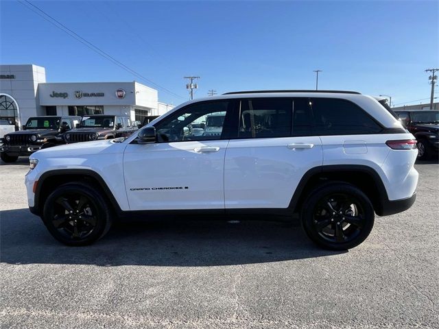 2023 Jeep Grand Cherokee Altitude