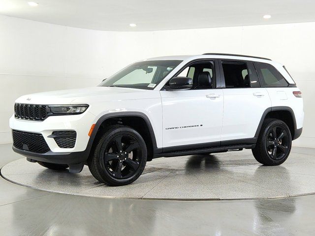 2023 Jeep Grand Cherokee Altitude