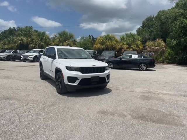 2023 Jeep Grand Cherokee Altitude