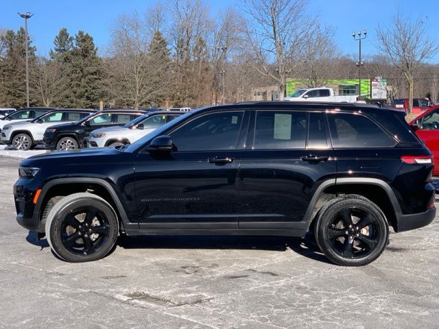 2023 Jeep Grand Cherokee Altitude