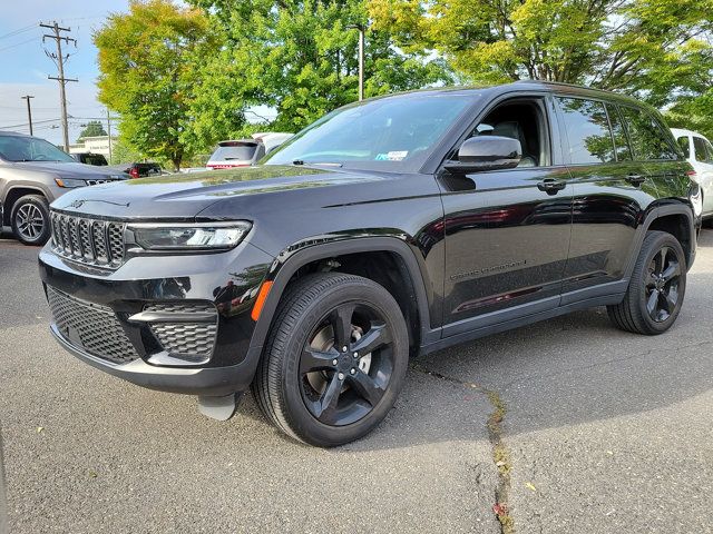 2023 Jeep Grand Cherokee Altitude