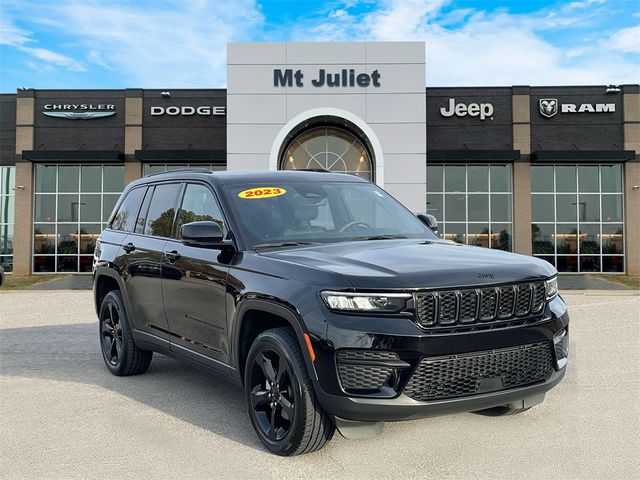 2023 Jeep Grand Cherokee Altitude