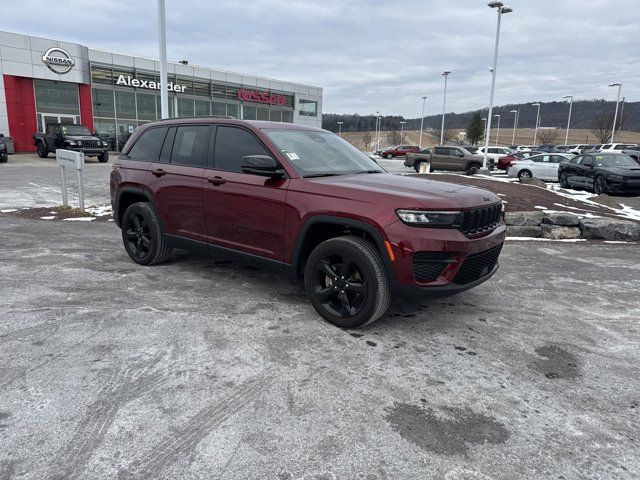 2023 Jeep Grand Cherokee Altitude