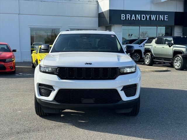 2023 Jeep Grand Cherokee Altitude