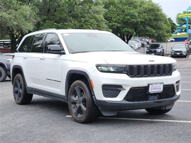 2023 Jeep Grand Cherokee Altitude