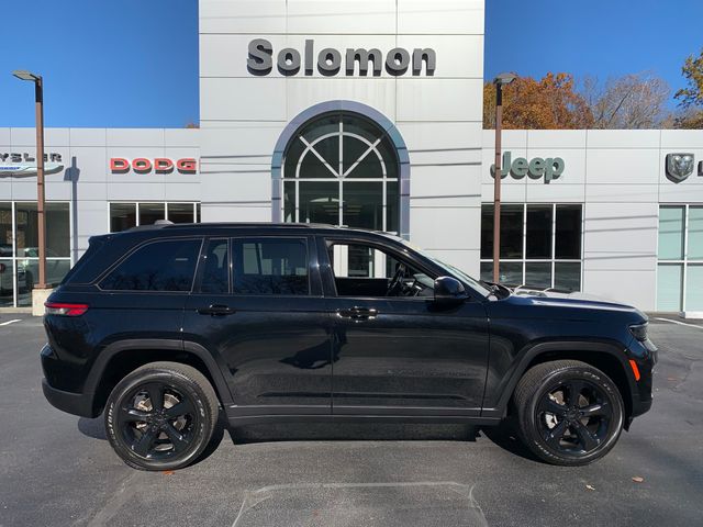 2023 Jeep Grand Cherokee Altitude