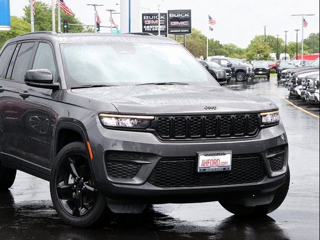 2023 Jeep Grand Cherokee Altitude