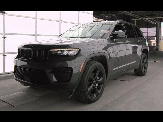 2023 Jeep Grand Cherokee Altitude