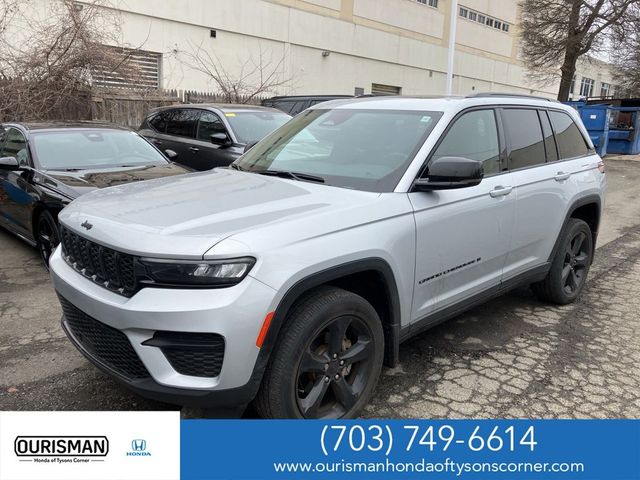 2023 Jeep Grand Cherokee Altitude