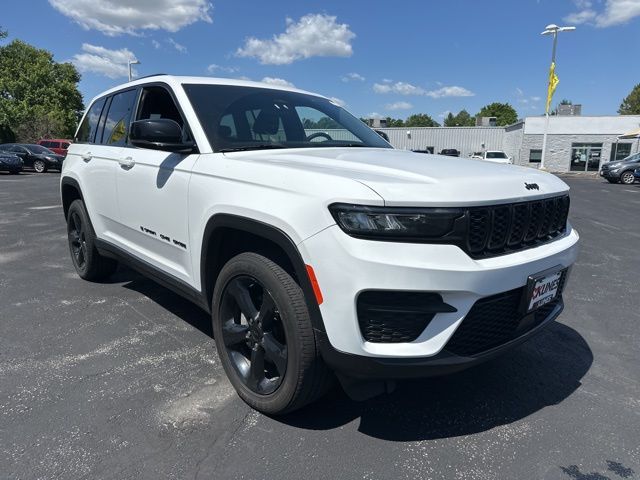 2023 Jeep Grand Cherokee Altitude