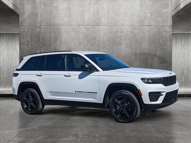 2023 Jeep Grand Cherokee Altitude