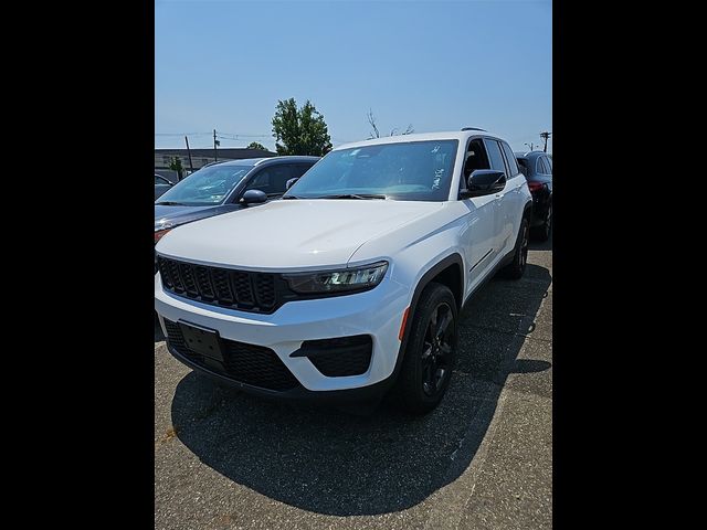 2023 Jeep Grand Cherokee Altitude