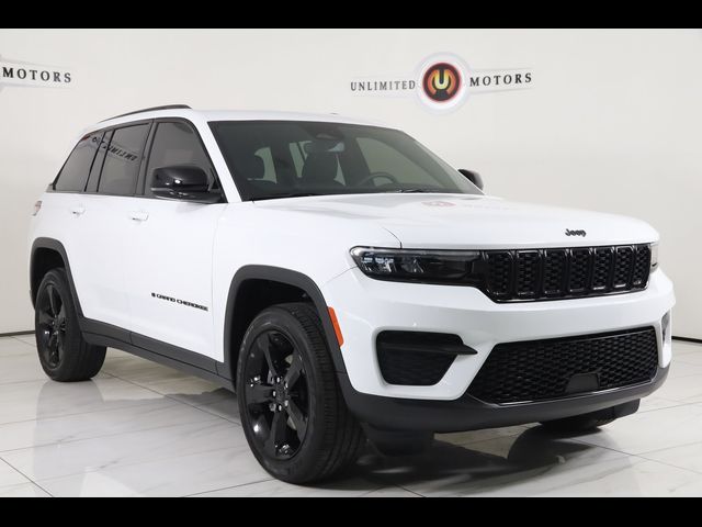 2023 Jeep Grand Cherokee Altitude