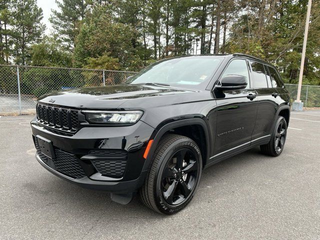 2023 Jeep Grand Cherokee Altitude