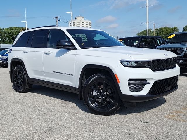 2023 Jeep Grand Cherokee Altitude