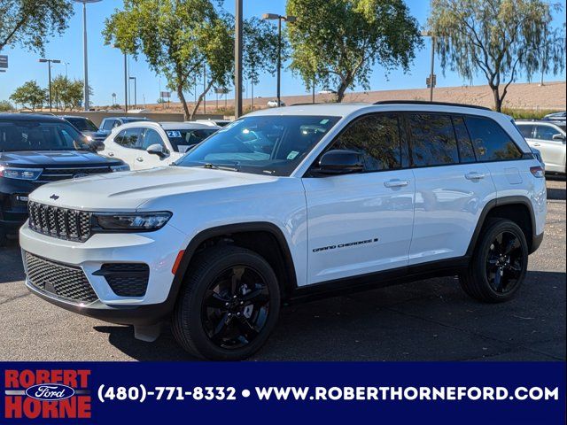 2023 Jeep Grand Cherokee Altitude