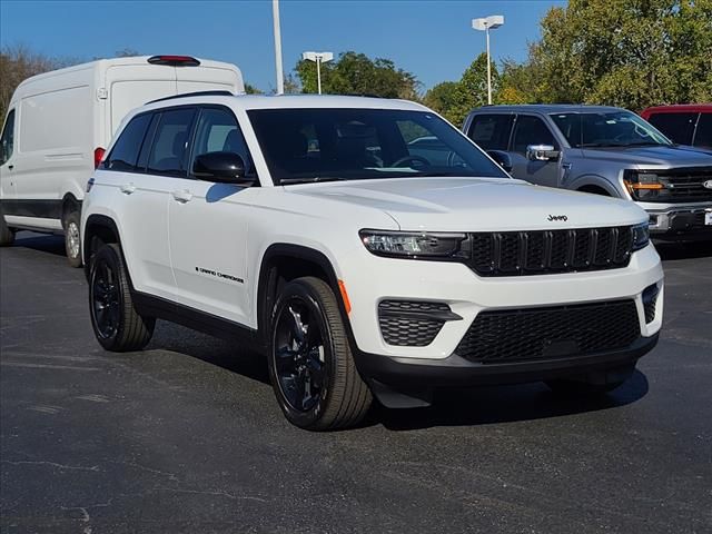 2023 Jeep Grand Cherokee Altitude