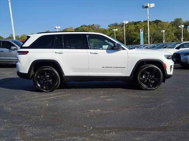 2023 Jeep Grand Cherokee Altitude