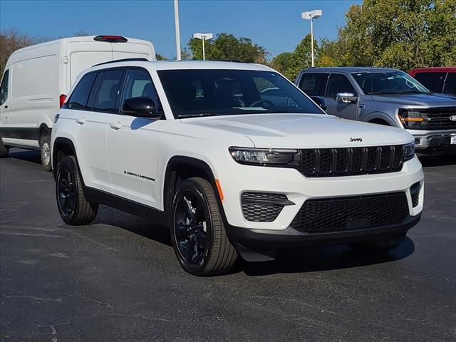 2023 Jeep Grand Cherokee Altitude