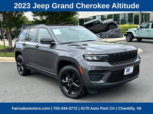 2023 Jeep Grand Cherokee Altitude