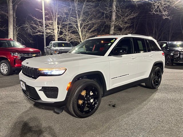 2023 Jeep Grand Cherokee Altitude