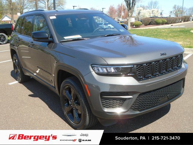2023 Jeep Grand Cherokee Altitude